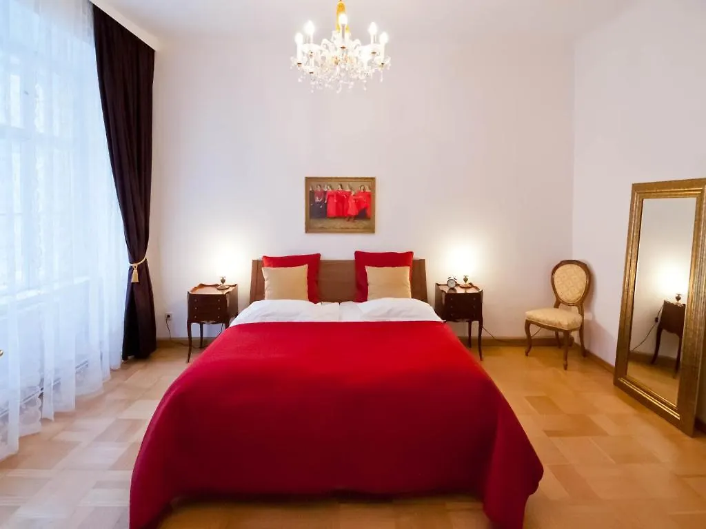 Elegant Vienna Apartment