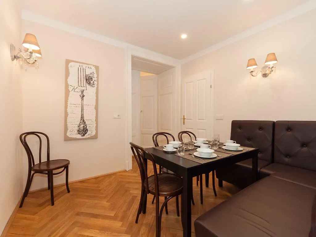 Elegant Vienna Apartment 0*,  Austria